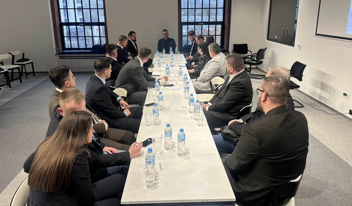 The meeting with mayors and municipal leaders from cities across BiH was held in ASA Institute